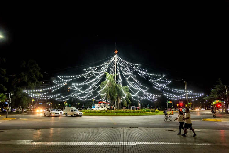 Encendido del arbolito de Navidad en Rosario