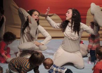 ITO. Teatro para bebés en Plataforma Lavarden