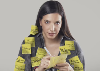 Se presentará Flor Sichel en Rosario con su espectáculo Todas las exigencias del mundo